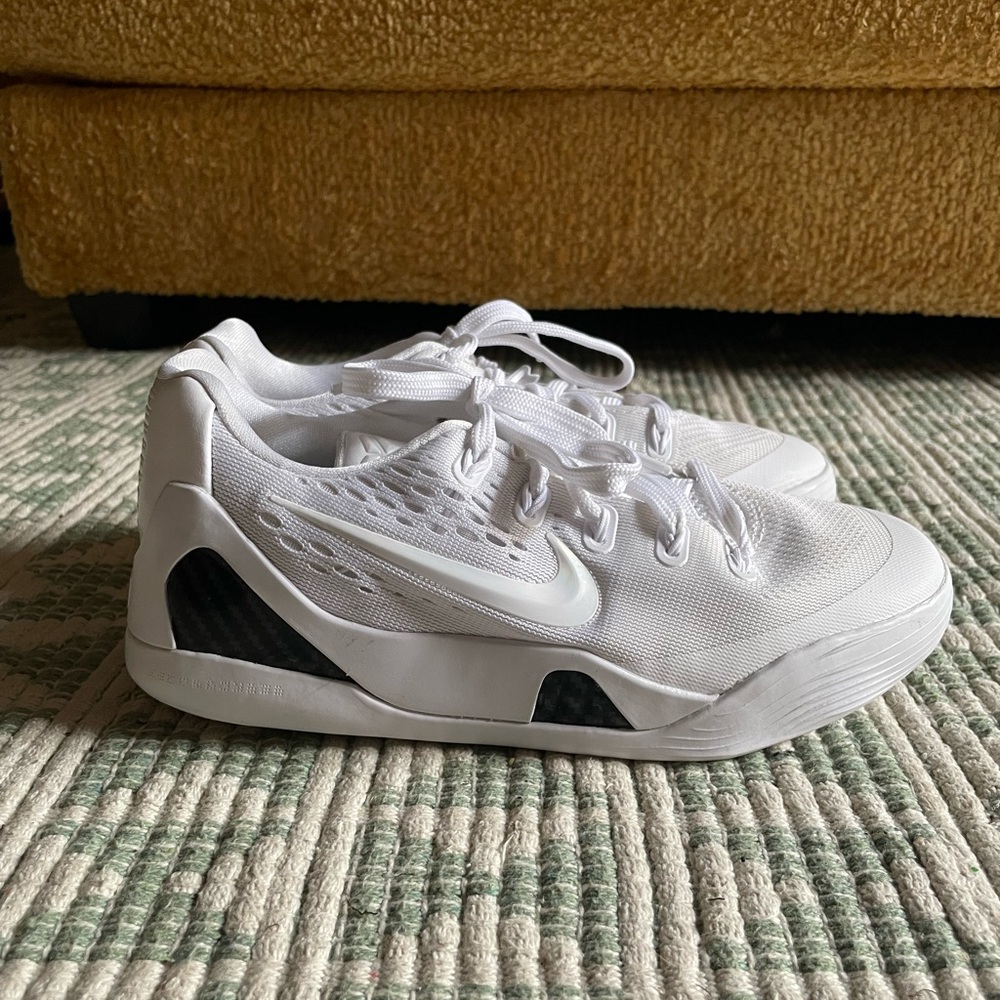 Nike Kobe 9 elite protro halo FZ7334-100